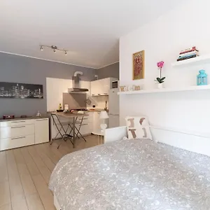 Cimoneight Apartamento